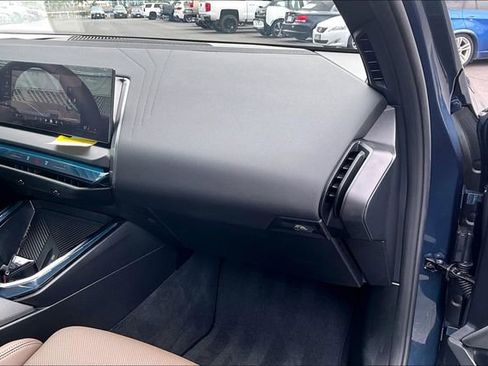 Used 2026 BMW X3 xDrive30 w/ Premium Package image 16