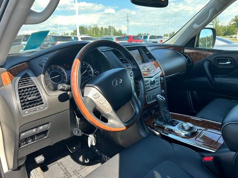 Used 2019 INFINITI QX80 Luxe w/ Proassist Package AWD/4WD image 10