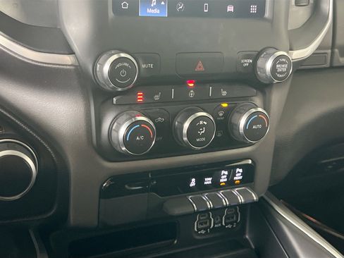 Used 2022 RAM 1500 Big Horn image 15