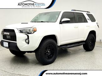 Used 2020 Toyota 4Runner TRD Off-Road AWD/4WD video 1