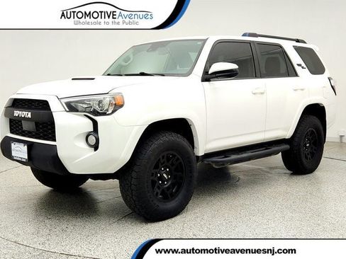 Used 2020 Toyota 4Runner TRD Off-Road AWD/4WD image 1