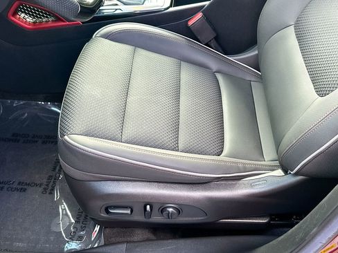 Used 2022 Chevrolet TrailBlazer RS image 19