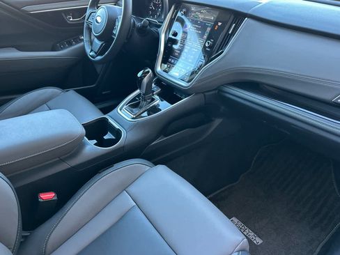 Certified 2025 Subaru Outback Onyx Edition w/ Popular Package #2 AWD/4WD image 15