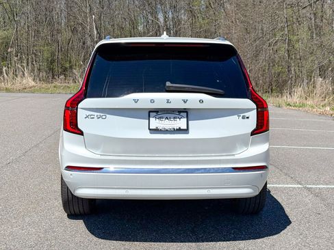 Used 2025 Volvo XC90 T8 Ultra w/ Protection Package AWD/4WD image 5