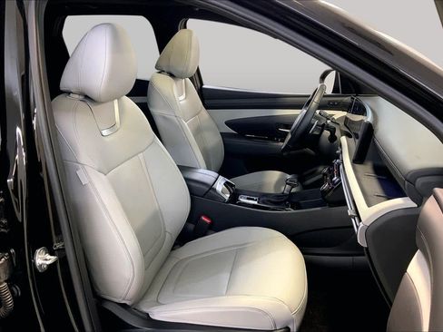Used 2025 Hyundai Santa Cruz Limited AWD/4WD image 8
