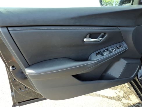 Certified 2023 Nissan Sentra SV w/ All-Weather Package FWD image 10