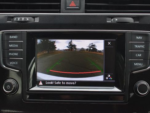 Used 2015 Volkswagen GTI Autobahn w/ Lighting Package (SEL) image 25