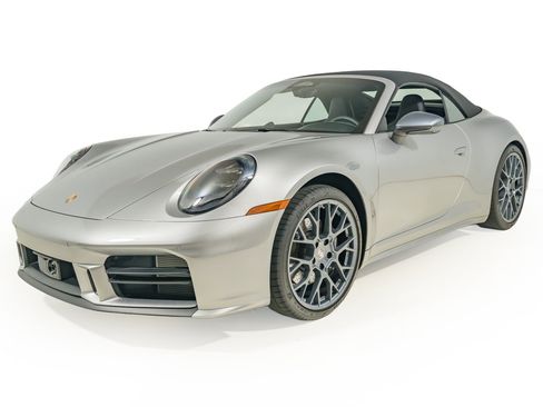 Used 2026 Porsche 911 Carrera T w/ Sportdesign Package RWD image 2