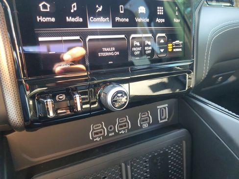 New 2026 RAM 1500 Limited image 17