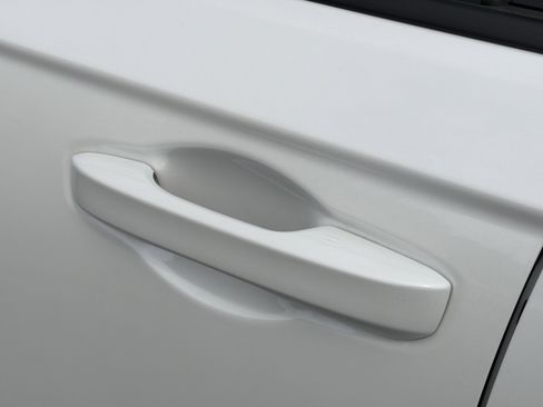 Certified 2025 Honda Accord SE image 10