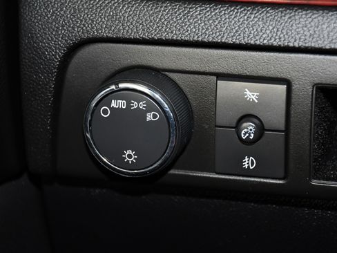 Used 2007 Cadillac Escalade AWD w/ Information Package image 35