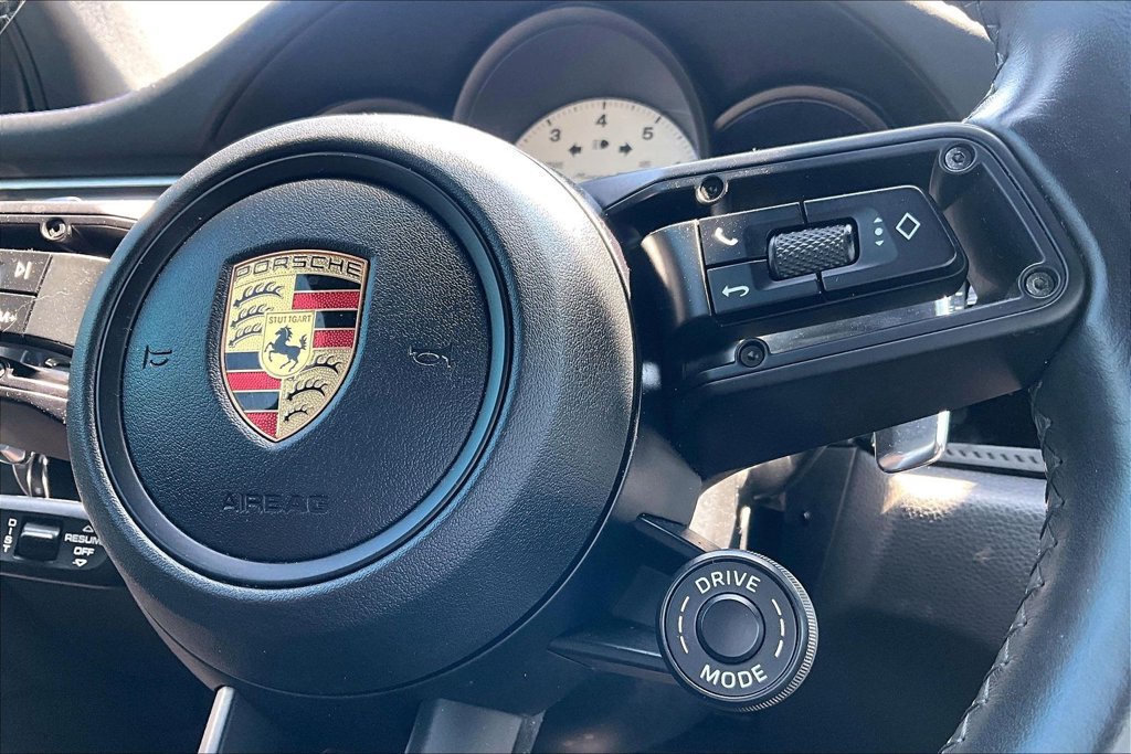 Used 2023 Porsche Macan Turbo AWD/4WD image 26