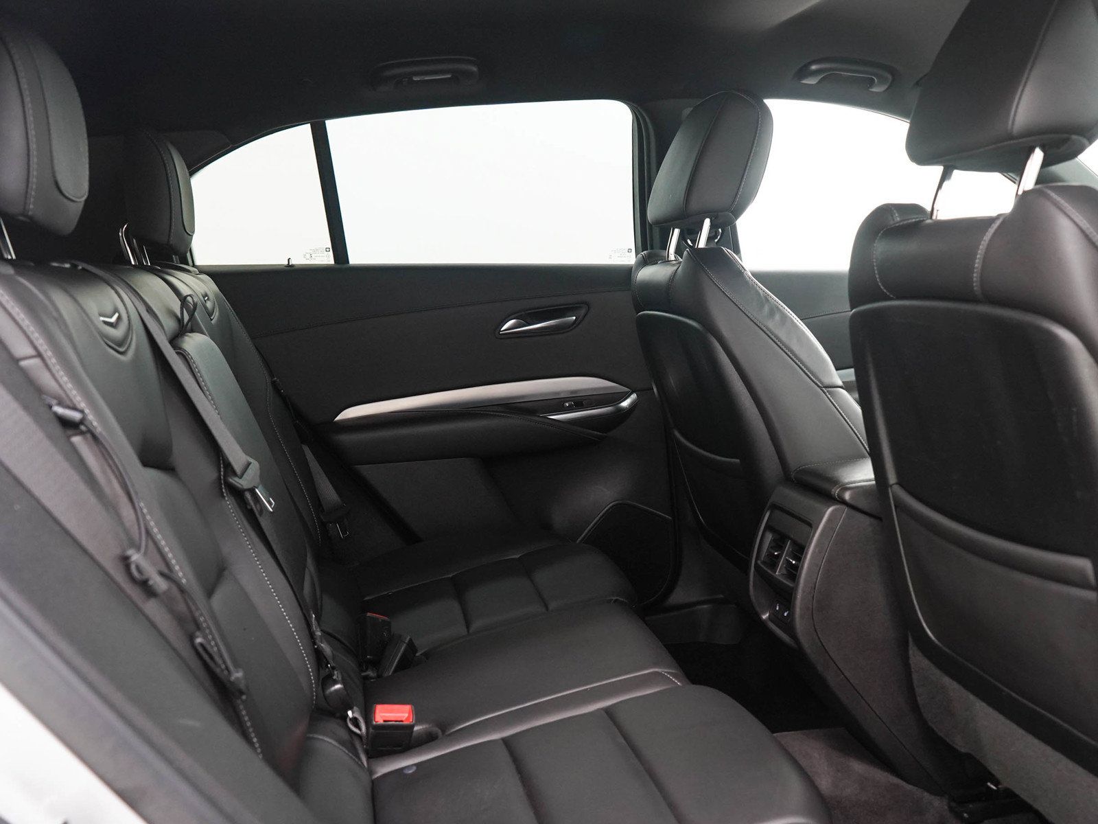 Used 2019 Cadillac XT4 Premium Luxury w/ Cold Weather Package AWD/4WD image 14