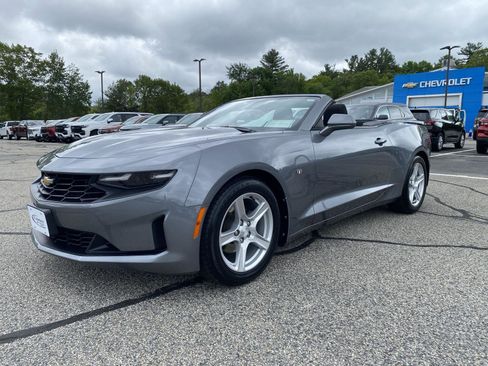 Used 2022 Chevrolet Camaro LT image 3