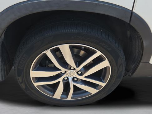 Certified 2018 Honda Pilot Elite image 33