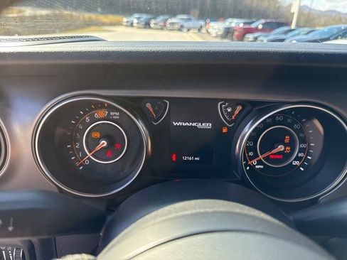 Used 2022 Jeep Wrangler Willys image 20