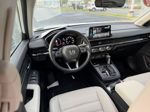 Used 2025 Honda CR-V EX-L image 18