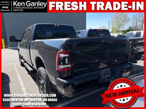 Used 2024 RAM 2500 Laramie w/ Night Edition AWD/4WD image 8