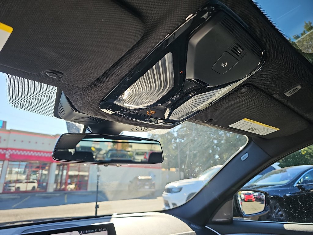 Used 2019 BMW 530i xDrive AWD/4WD image 31