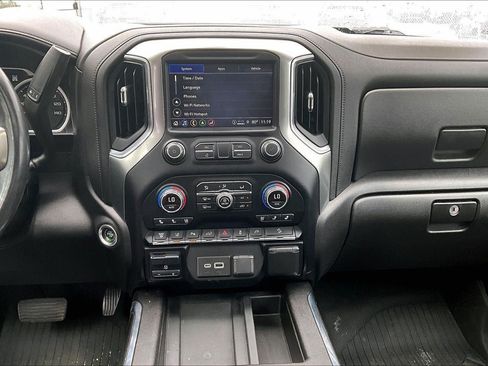 Used 2021 Chevrolet Silverado 2500 LTZ w/ LTZ Premium Package AWD/4WD image 6