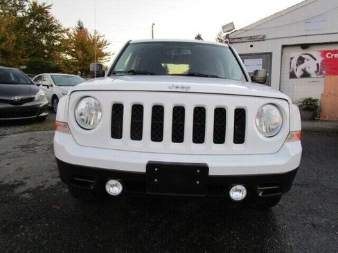 Used 2016 Jeep Patriot Latitude image 3