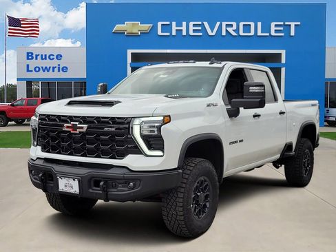 New 2026 Chevrolet Silverado 2500 ZR2 w/ ZR2 Bison Edition AWD/4WD image 1