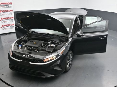 Used 2023 Kia Forte LXS FWD image 42