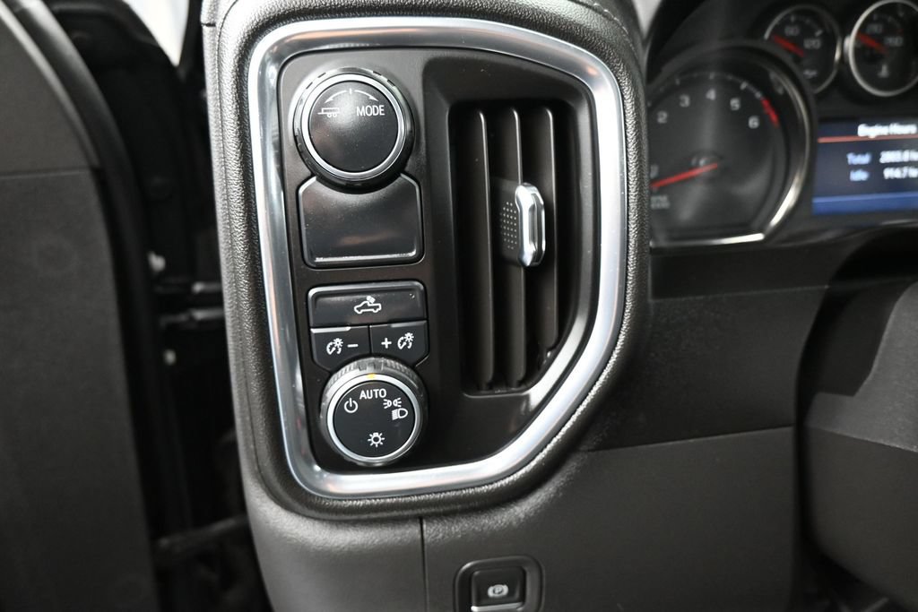 Used 2020 Chevrolet Silverado 1500 LT w/ All-Star Edition RWD image 12