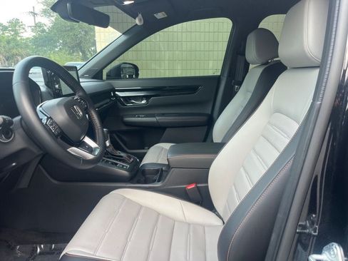 Used 2026 Honda CR-V Sport Touring image 12