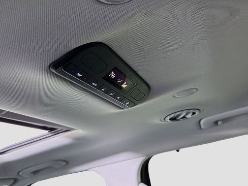 Used 2026 Hyundai Palisade SEL FWD image 28