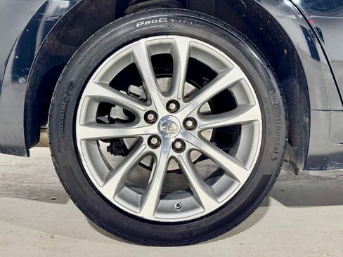 Used 2014 Toyota Avalon XLE image 36