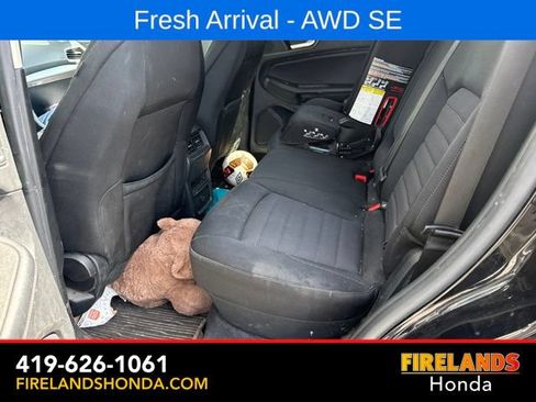 Used 2022 Ford Edge SE w/ Black Appearance Package AWD/4WD image 24
