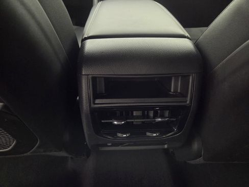 Used 2023 Jeep Grand Cherokee Altitude RWD image 25
