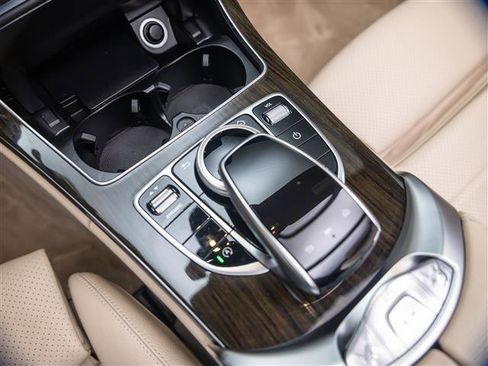 Used 2019 Mercedes-Benz C 300 Cabriolet image 32