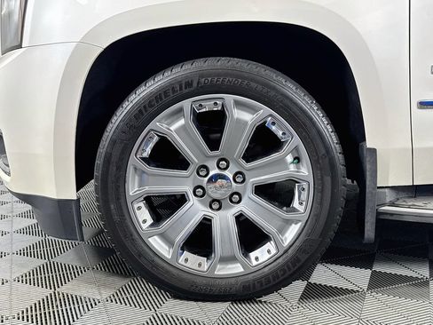 Used 2015 GMC Yukon Denali w/ Touring Package AWD/4WD image 35