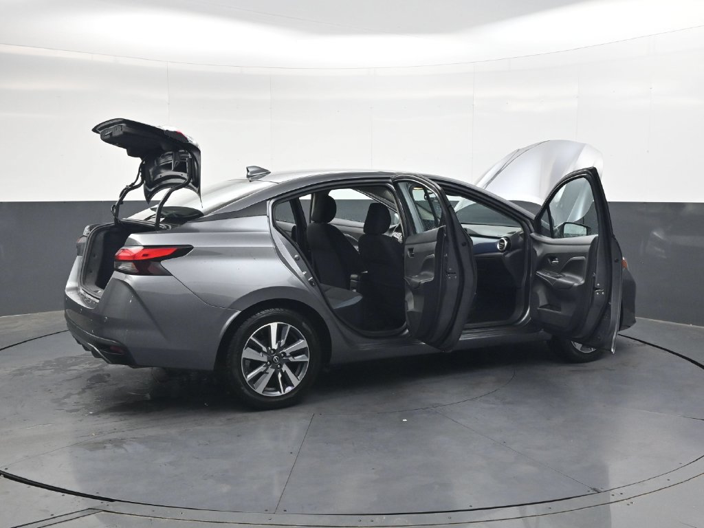 Used 2024 Nissan Versa SV FWD image 37