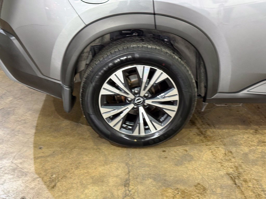Certified 2023 Nissan Rogue SV w/ SV Premium B Package FWD image 36