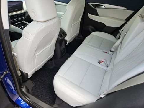 New 2025 Buick Envision Avenir image 20