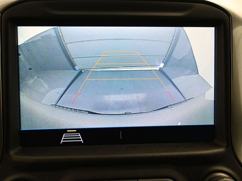 Used 2020 Chevrolet Silverado 1500 LT image 15