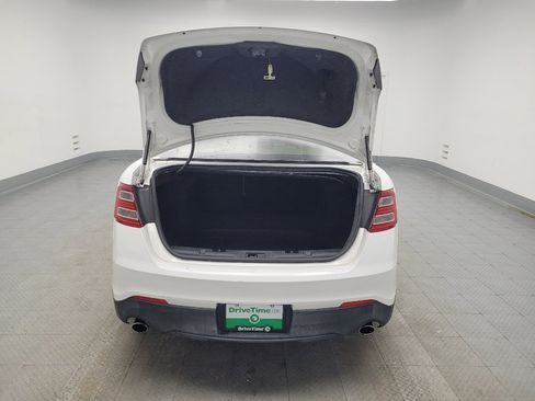 Used 2014 Ford Taurus SEL image 29