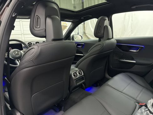 Used 2026 Mercedes-Benz C 300 Sedan image 18