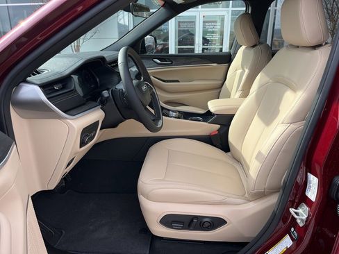 New 2026 Jeep Grand Cherokee L Limited image 3