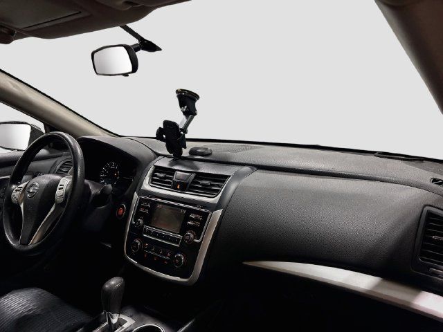 Used 2016 Nissan Altima 2.5 S w/ Power Driver Seat Package FWD image 23