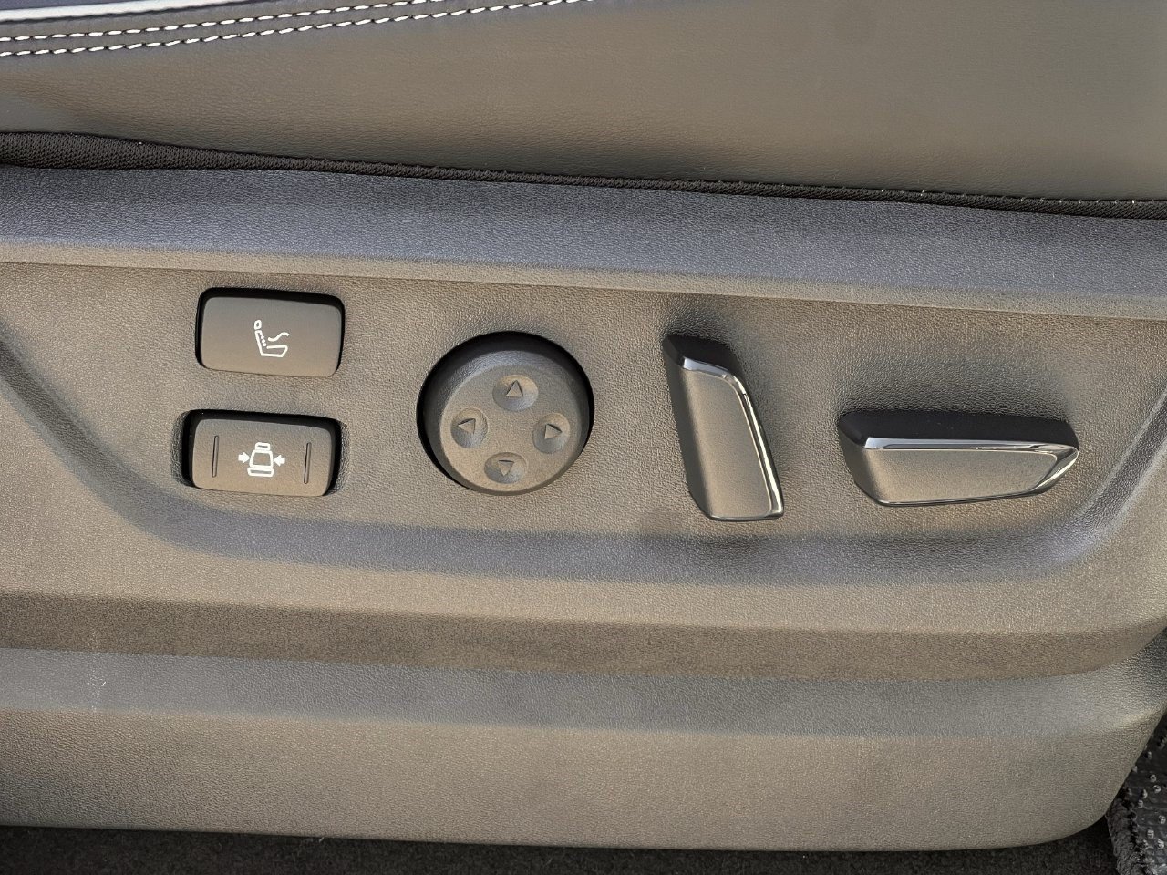 New 2027 INFINITI QX80 Sensory AWD/4WD image 24