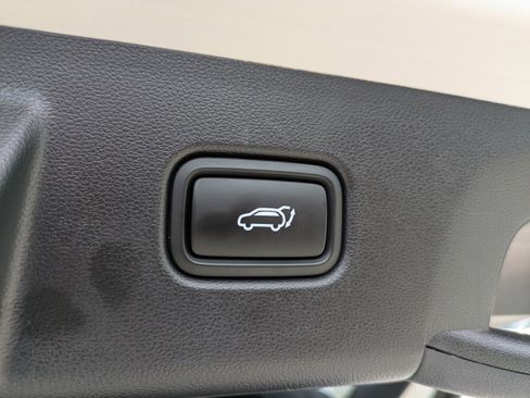 Certified 2023 Hyundai Tucson Limited AWD/4WD image 12