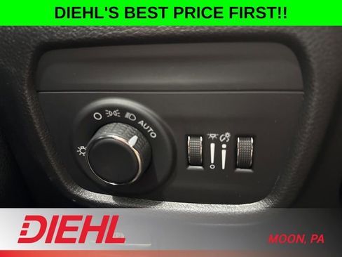 New 2026 Jeep Grand Cherokee L Laredo AWD/4WD image 25