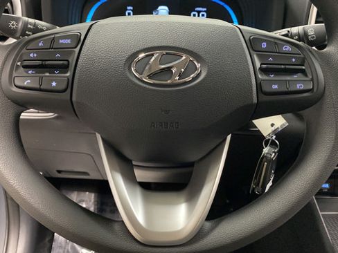 New 2026 Hyundai Venue SE FWD image 15