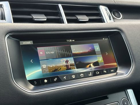 Used 2017 Land Rover Range Rover Sport SE image 14