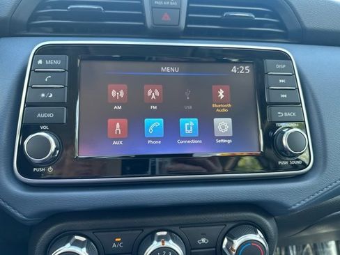 Used 2025 Nissan Versa SV w/ Trunk Package FWD image 26