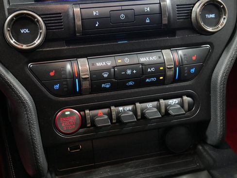 Certified 2020 Ford Mustang Shelby GT350 w/ Technology Package image 20